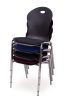 T3 kék konferencia szék hajlított háttámlával, krómozott fém lábakkal, rakásolható
