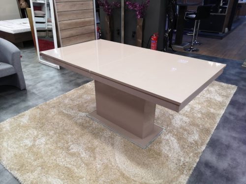 MAGASFÉNYŰ FLÓRA étkezőasztal cappuccino színben