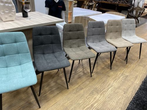 Pedro asztal Kamil székkel étkezőganitúra