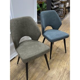 Pedro asztal Aspen székkel étkezőganitúra