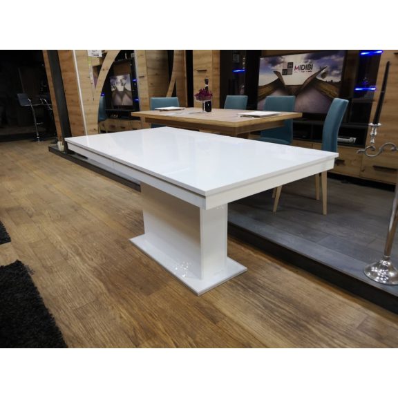Odett szék világosbarna