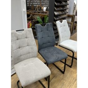   Fanni étkezőasztal Bruno szánkótalpas székkel  - étkezőgarnitúra